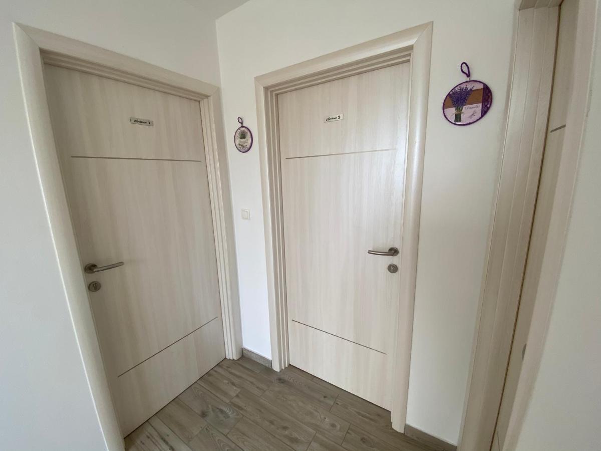 Nada Apartma Sukosan